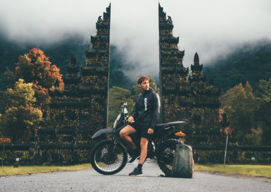 Honda CRF 1100L Africa Twin. FOTO: OliverSjöström / Pexels