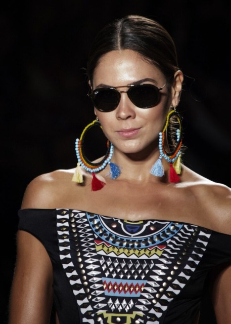 Dizajnerska očala so modni dodatki, ki dajo samozavest. FOTO Chepearroyo Pixabay