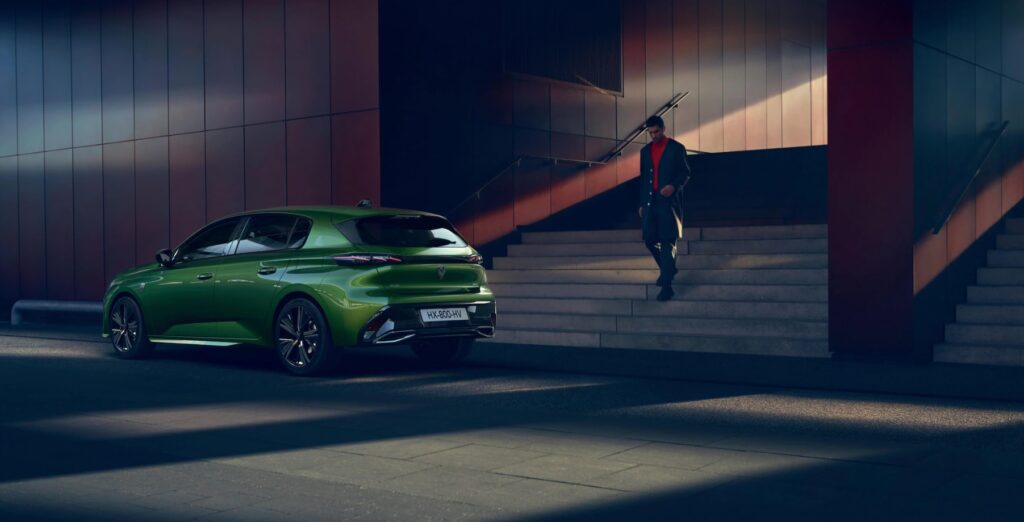 Prenovljen videz znamke Peugeot se še kako pozna pri Peugeotu 308