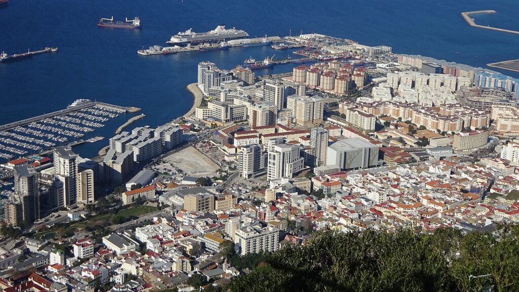 Gibraltar: Zanimivosti, atrakcije in dejstva