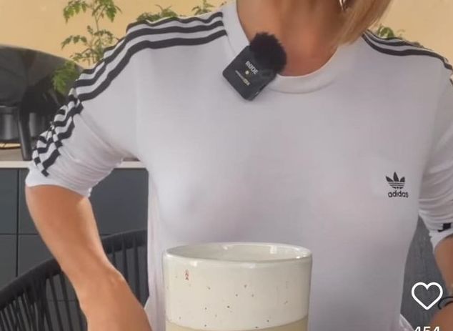FOTO: Slovenska influencerka brez modrca pred kamero