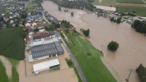 Poplave v Sloveniji terjale novo žrtev, v Savi našli mrtvega