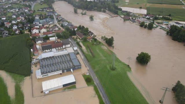 Poplave v Sloveniji terjale novo žrtev, v Savi našli mrtvega