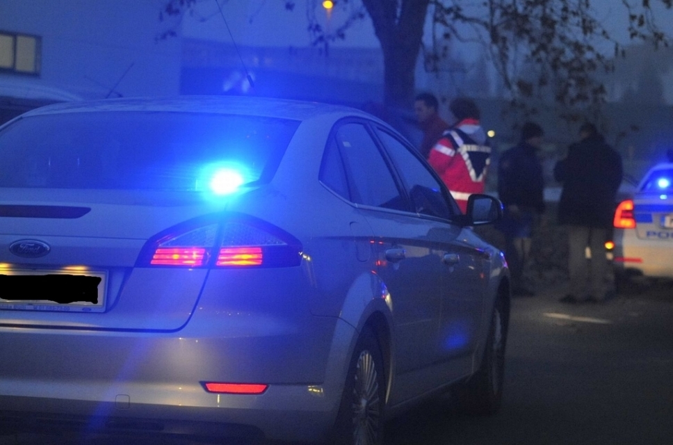 Partnerka z nožem ubila znanega slovenskega novinarja