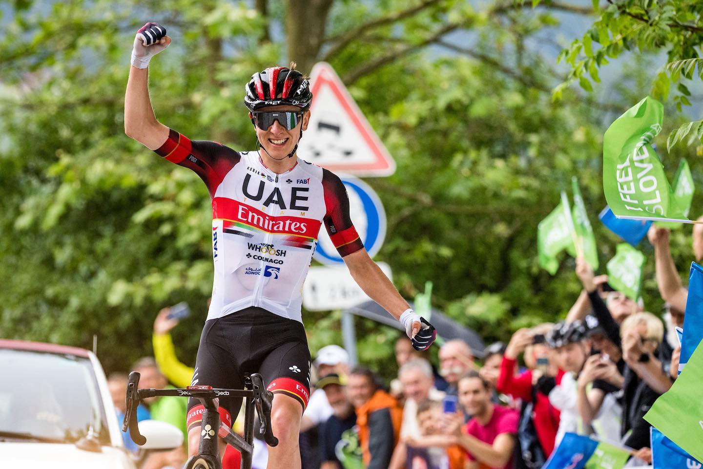Izjemni Pogačar z zmago v Lombardiji okronal sezono