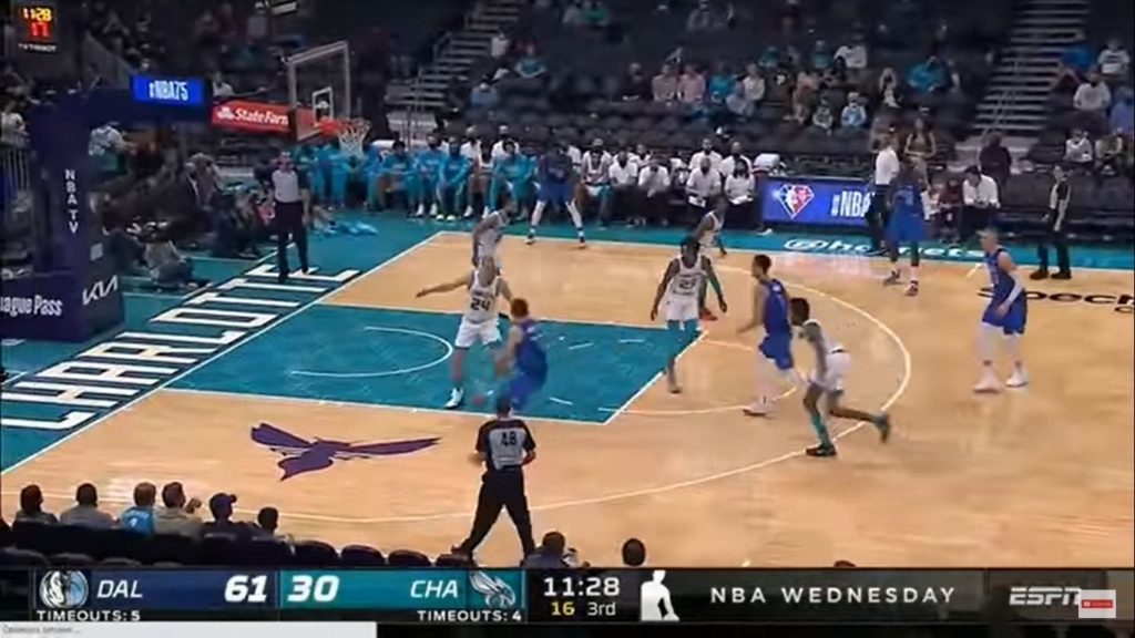 VIDEO: Dončić dosegel nor koš, o njem govori cela Amerika