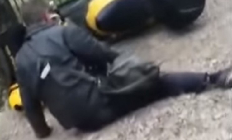 Pijani poštar med prazniki: hotel je na motor, groza, kaj je sledilo #VIDEO