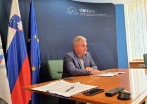 Nekdanji minister Vizjak pijan za volanom