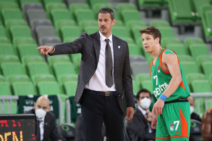 Zaradi COVID-19 Olimpija brez tekme