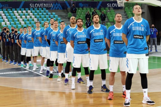 Slovenski košarkarji korak do EuroBasketa