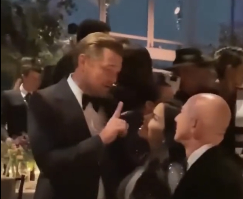 VIDEO: Ste videli, kako dekle Jeffa Bezosa gleda Leonarda DiCapria?