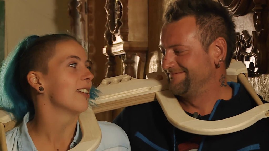 To pa je šok! Matej iz Ljubezni po domače ni z Mihaelo, ampak s to kandidatko iz šova
