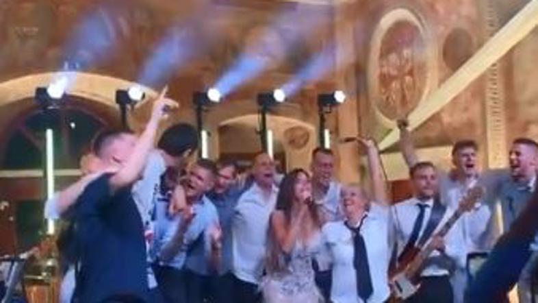 Oglejte si Dončićevo razkošno zabavo s Severino! Izbranke košarkarjev so jo objavljale na Instagramu