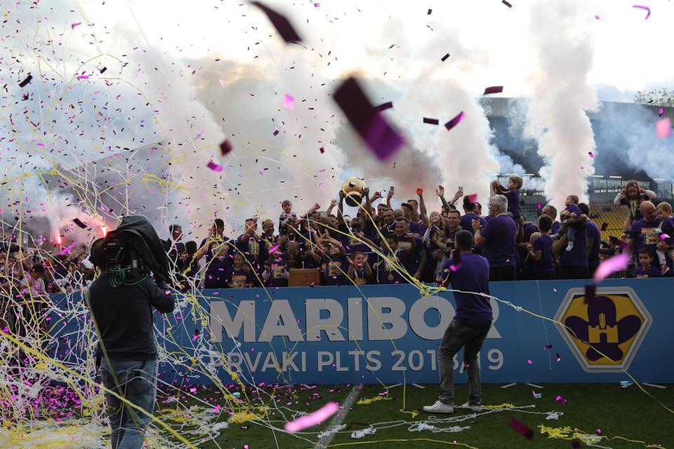 VIDEO: Maribor 15-tič državni prvak! To so prizori slavja, a tudi slovesa pred domačimi navijači