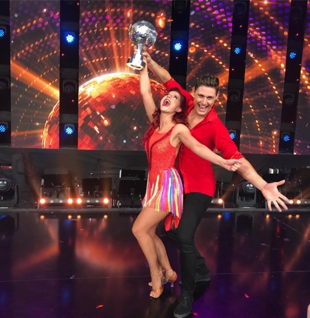 VIDEO: »Tanja Žagar po zmagi napila kot kanta in ne more v studio!« To so posnetki z 'after partyja'