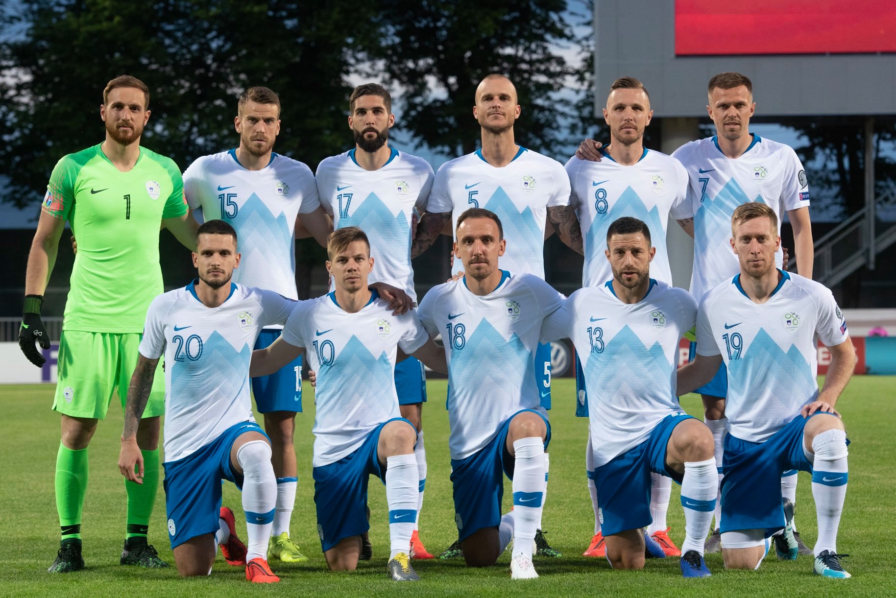Slovenija ponižala svojega nekdanjega selektorja