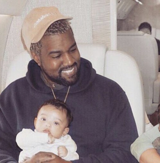 V tako zelo skromno stanovanje se je po ločitvi preselil Kanye West