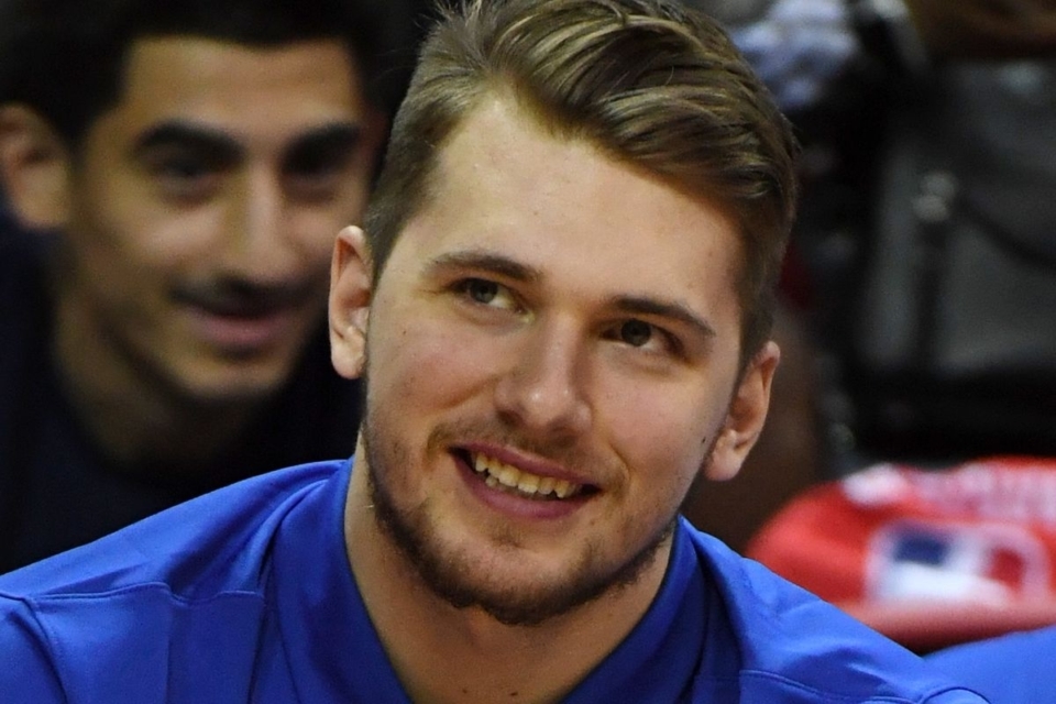 VIDEO: Luka Dončić zadel s klopi, Dallas brez končnice