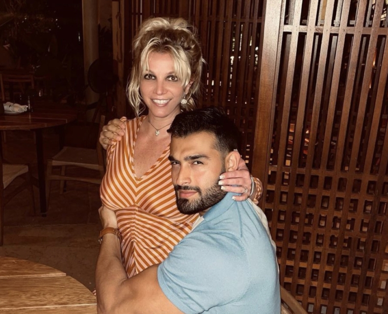 Skrušena Britney Spears je sporočila tragično novico