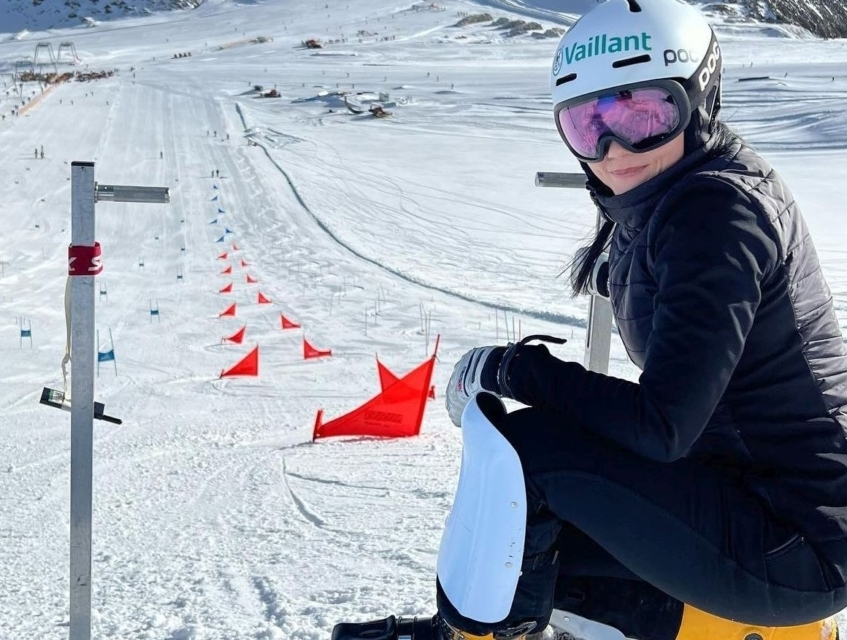 Velika smola slovenske olimpijke: po odstopu nujno v bolnišnico, kaj je z njenim kolenom