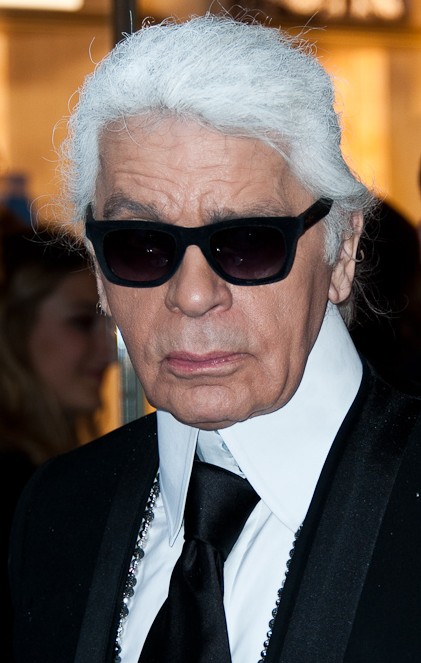 Karl Lagerfeld je vplival na generacije modnih oblikovalcev