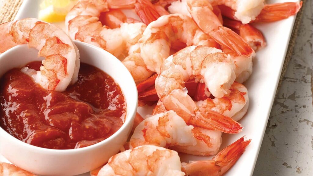 Koktejl rakci so odličen začetek pojedine, ki pričakuje vas in vaše goste za novoletno večerjo