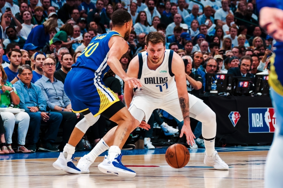 Luka-Dončić-je-z-Dallasom-uspel-priti-v-konferenčni-finale-in-spisal-zgodovino - NaDlani.si