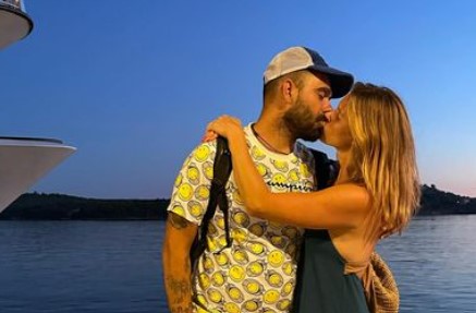 Uf, kaj je Cool Mamaciti napisala sledika v zvezi z obtožbami sanjskega Gregorja: Čemu potem vajin zakon?