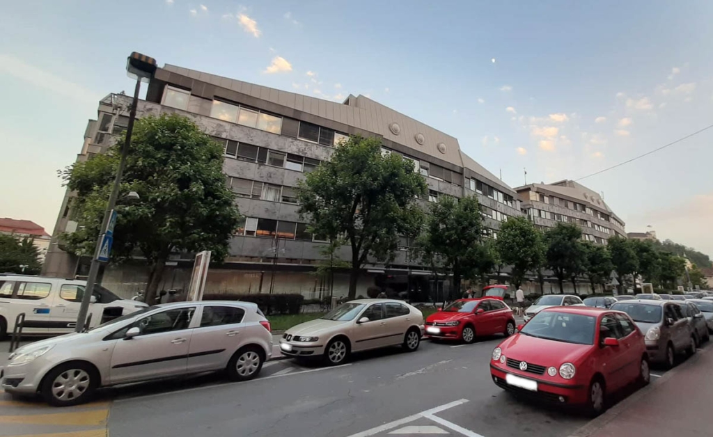 Tajnica informativnega programa TV Slovenija napadala novinarke, jih žalila s prostitutkami