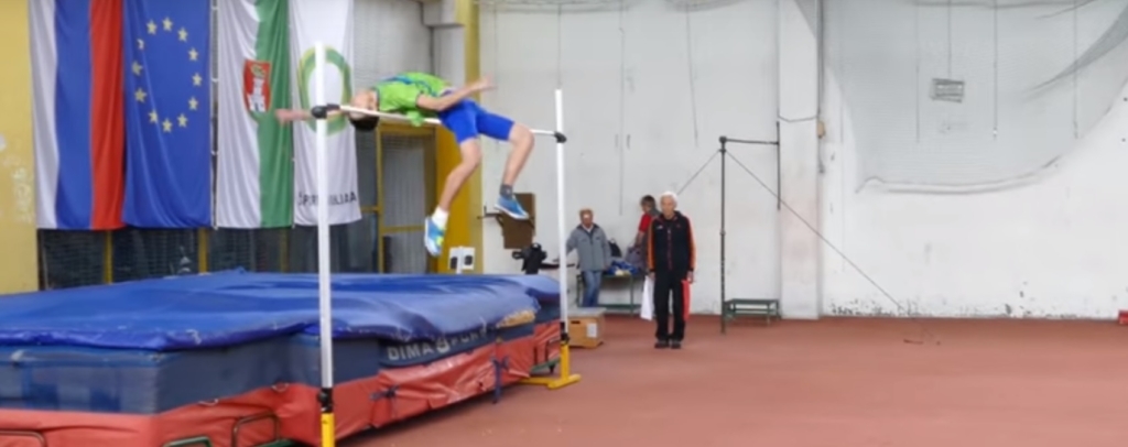VIDEO: Sloveniji se obeta nov šampion svetovnega formata! Ne boste verjeli, koliko je skočil 15-letnik