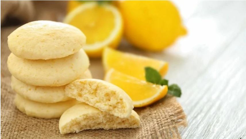 Gin tonik piškoti so idealni za prigrizek v karanteni, tu je recept