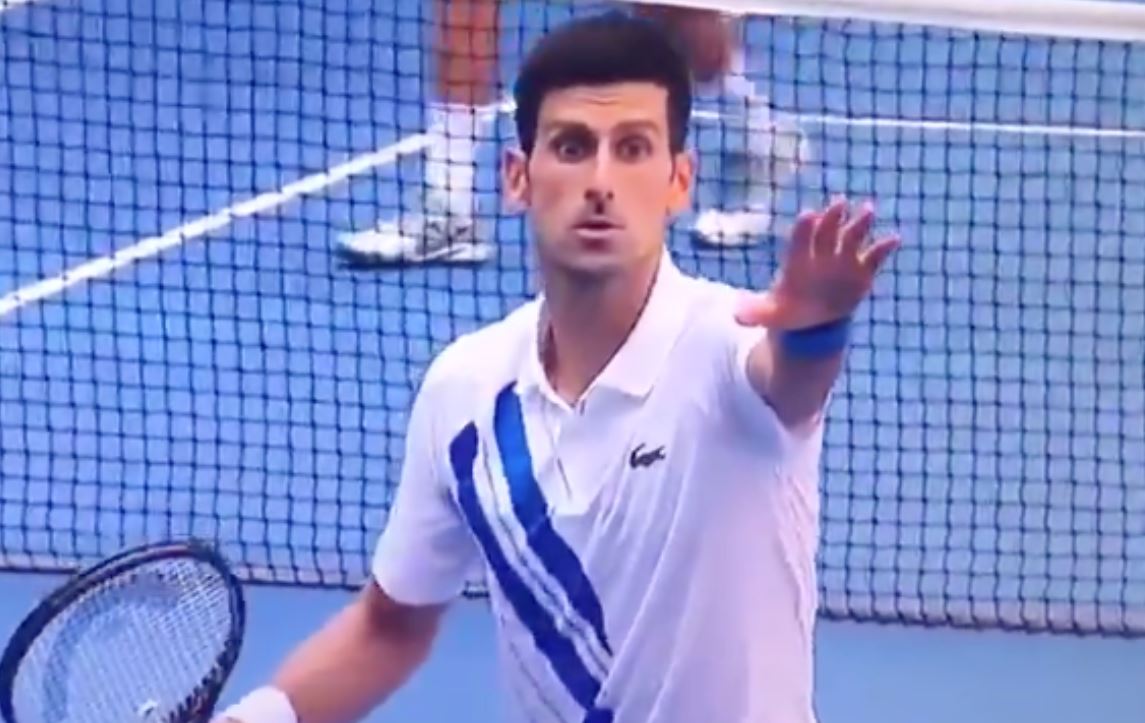 Drama na US Open: Đoković je sodnico z žogico zadel v glavo, zato so ga diskvalificirali!