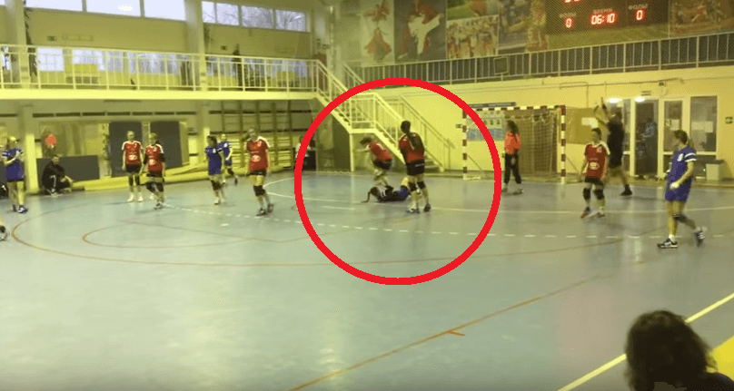 Kristina ima komaj 15 let, a je šokirala z brutalnostjo - VIDEO