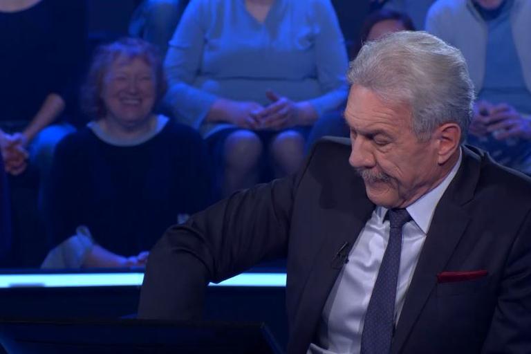 Da bi se zgodilo kaj takega v Milijonarju, ne pomnimo! Bobovniku ni preostalo drugega, kot da ...