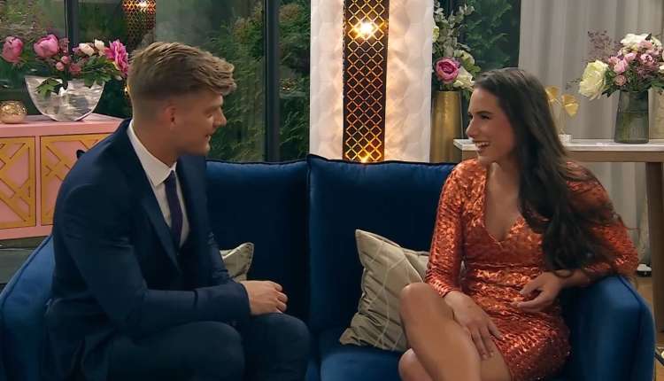 Uf, favoritka šova Sanjski moški ujeta s skrivnostnim mladeničem