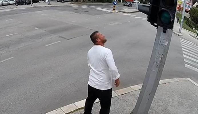 VIDEO: Posnetek iz Hrvaške se širi kot požar: Nekdo ne posluša ne žene ne moža, ampak semafor ...