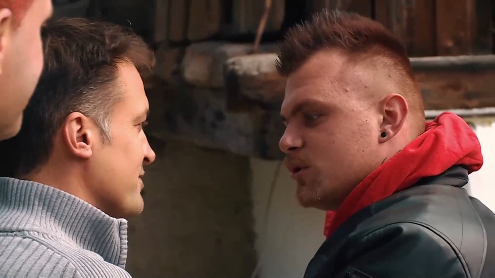 Šok, v šovu Ljubezen po domače ga je pričakal s pištolo