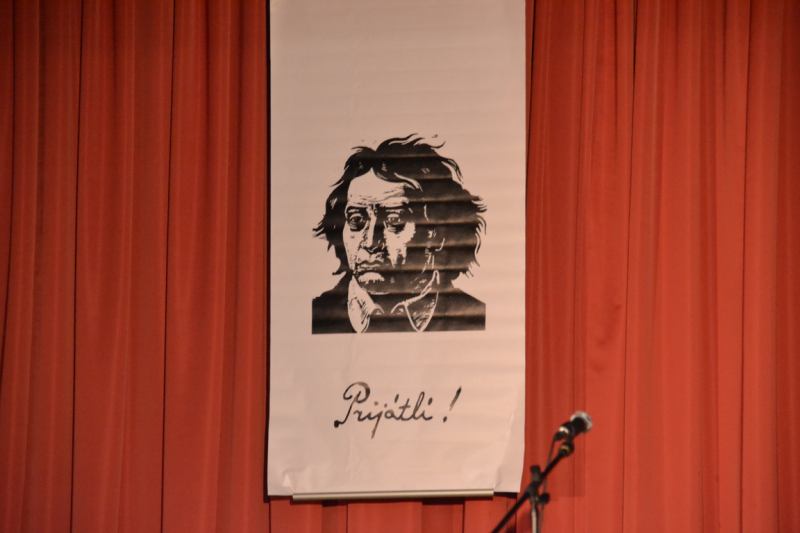 FOTO: Poklon ljubiteljski kulturi