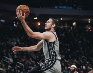 Ne v Dallas, Dragić po novem v Chicago
