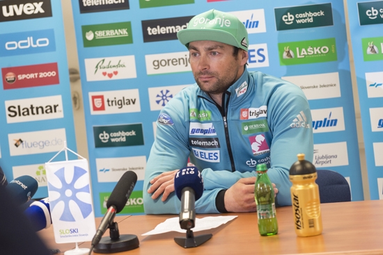 To je šest Slovencev, ki bodo skakali v Planici