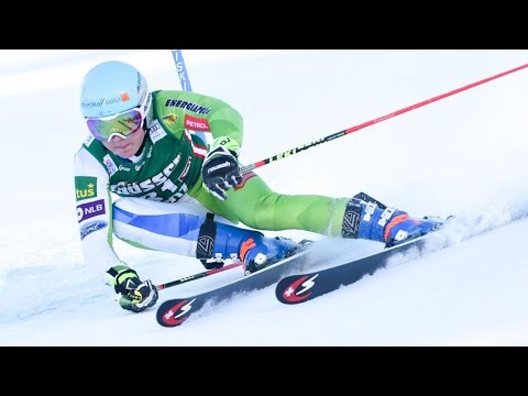 Meta Hrovat tretja na veleslalomu za Zlato lisico