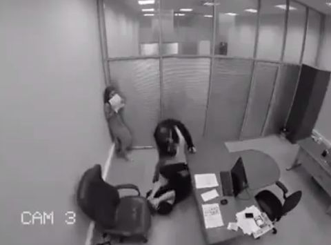 VIDEO: Ko v službi izveš, da si zadel na loteriji
