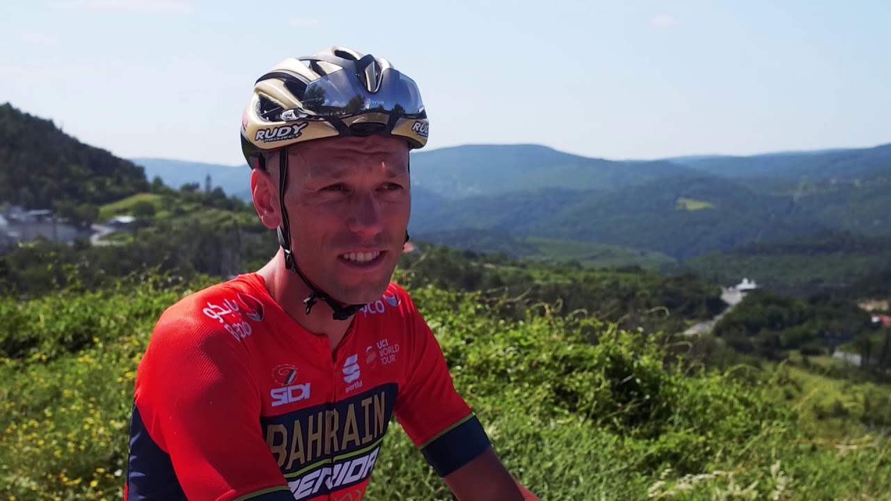 Dopinški škandal trese Giro! Slovenska kolesarja suspendirana