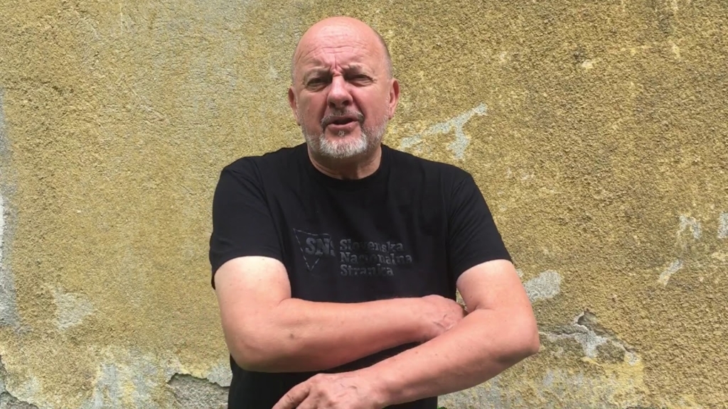 VIDEO: Zmago Jelinčič znova udaril, tokrat je opozarjal ob petju srbske pesmi