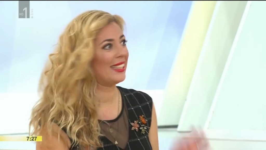 Gledalka nad voditeljico oddaje Dobro jutro: Nosite masko iz spoštovanja do nas