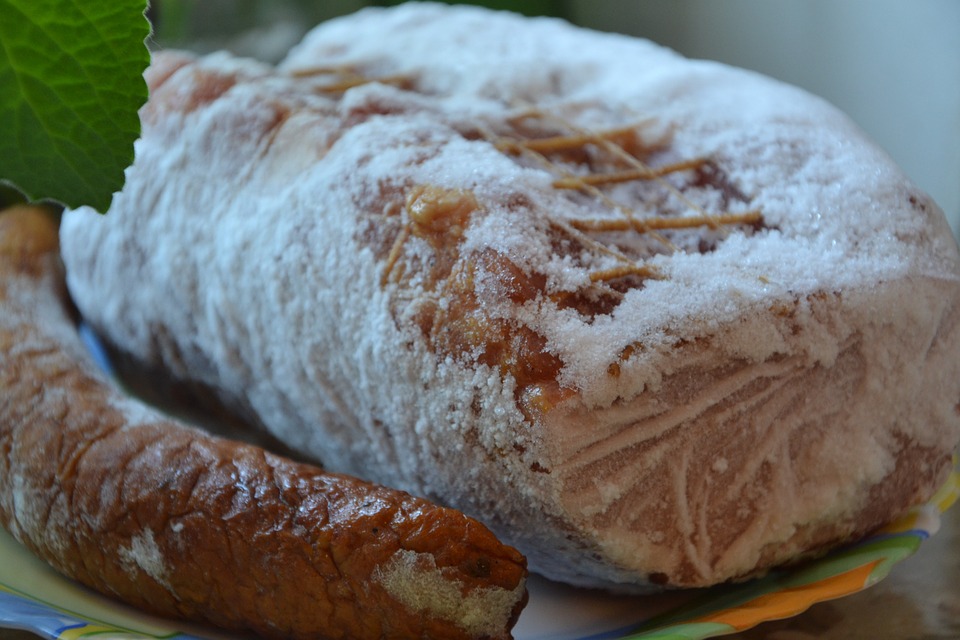 Meso s kristali ledu je varno za uživanje, če je bilo pravilno shranjeno. Spoznajte nasvete strokovnjakov za pripravo in preprečevanje zamrzovalne izsušitve.