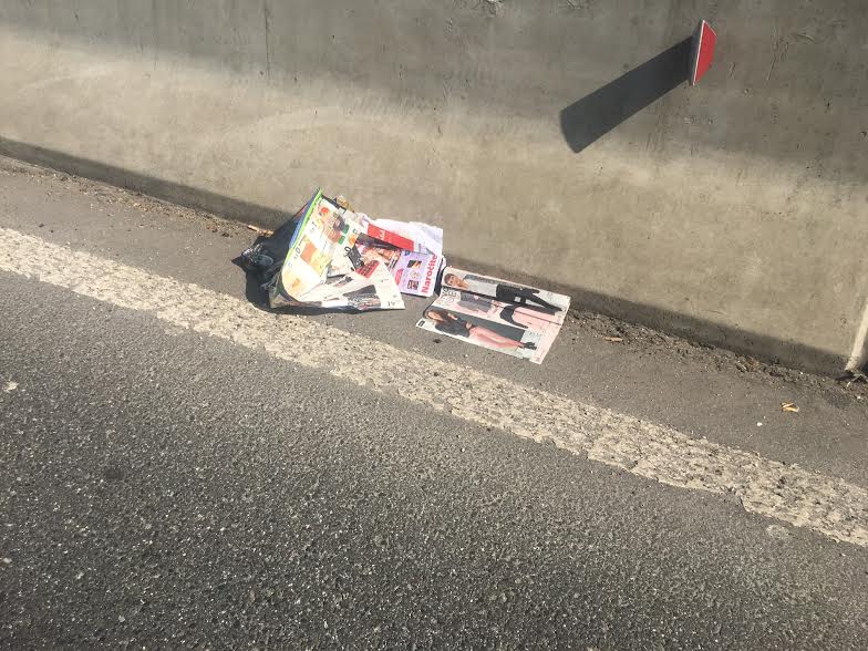 Po krožiščih v Trebnjem polno pošte - FOTO