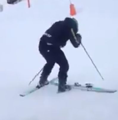 VIDEO: Ko združiš alkohol in smučanje