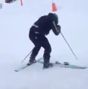 VIDEO: Ko združiš alkohol in smučanje