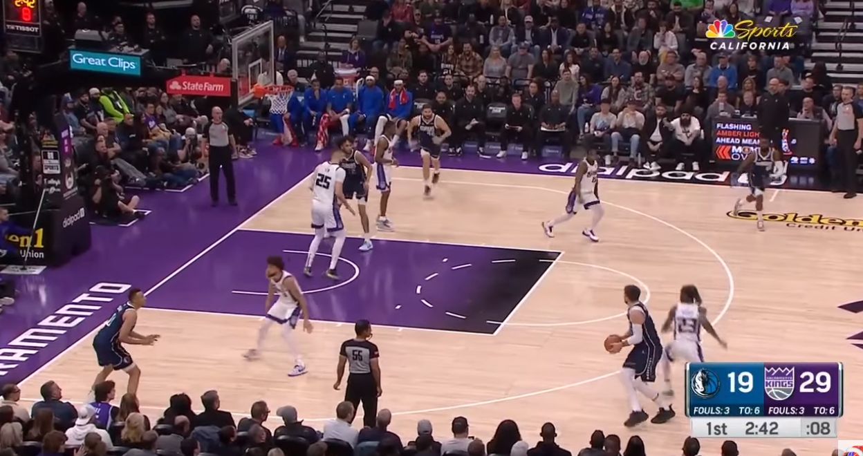 Luka Dončić prehitel Veliko noč: Dallas v Sacramentu vstal od mrtvih